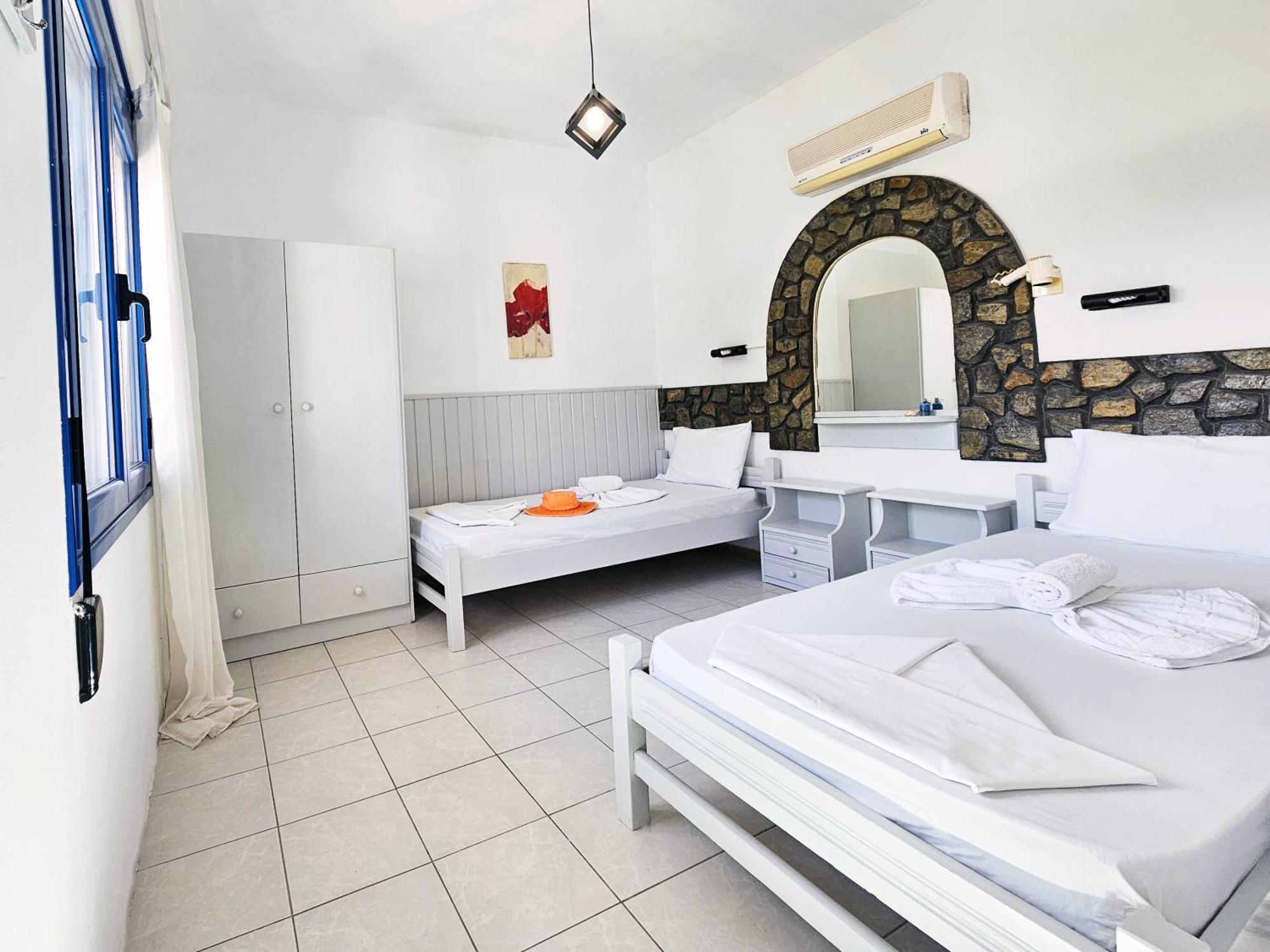 Pavlis Studios Marathókampos Chambre photo